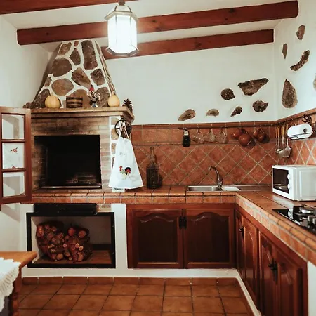 Hinojales Villa
