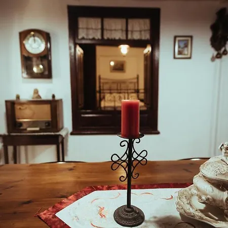 Hinojales Villa *